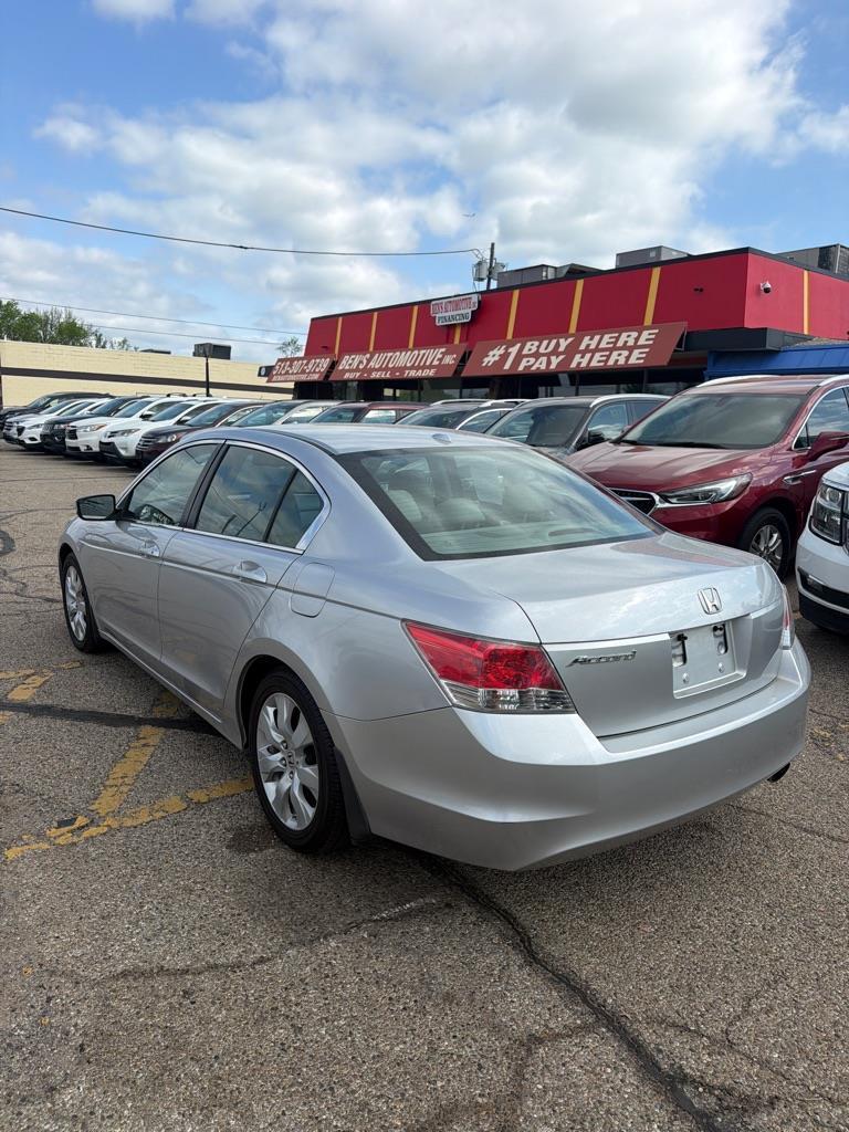 Honda Accord EX-L Sedan AT 2010