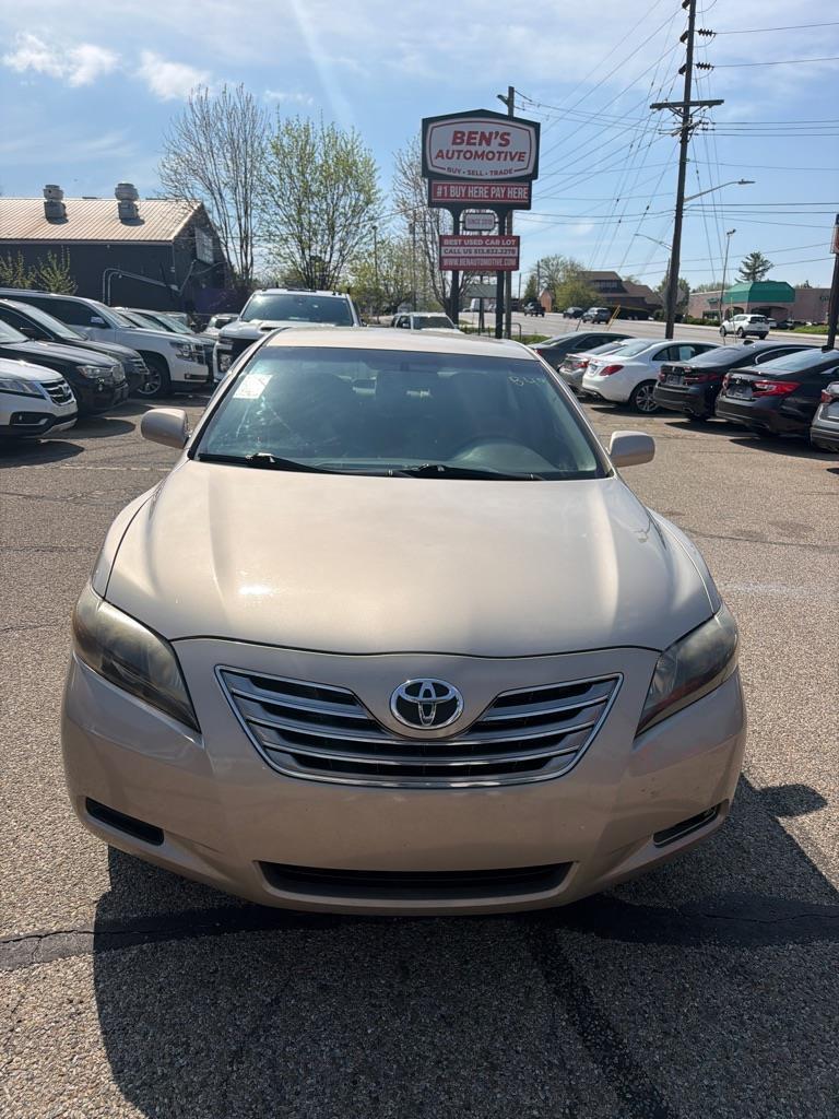 Toyota Camry Hybrid Sedan 2009
