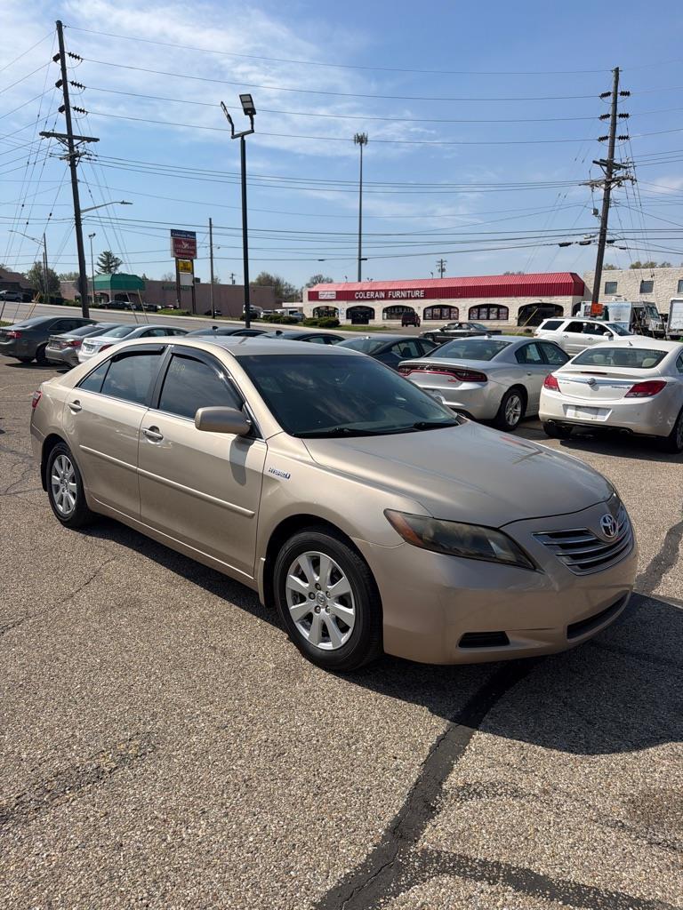 Toyota Camry Hybrid Sedan 2009