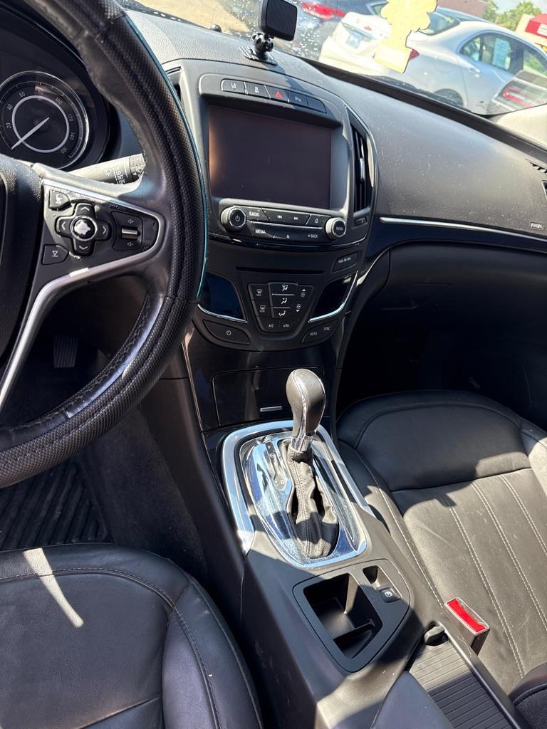 Buick Regal Premium II 2016