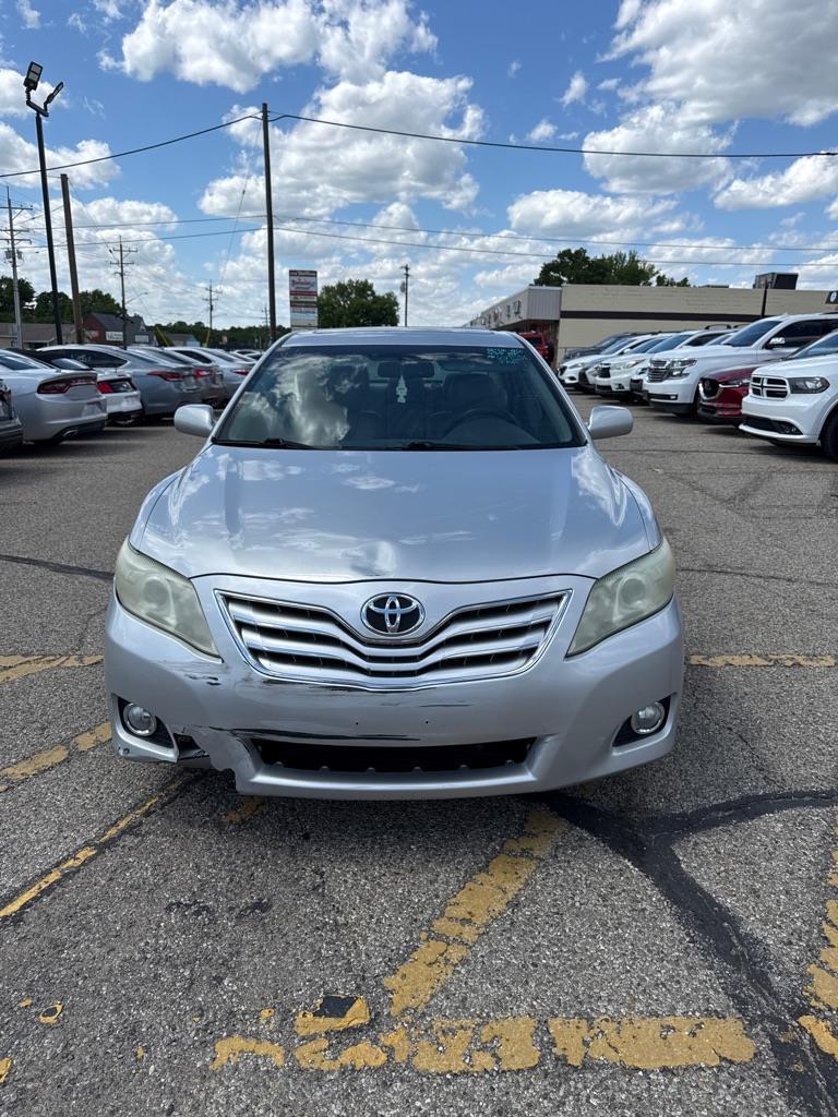 2010 Toyota Camry SE 6-Spd MT
