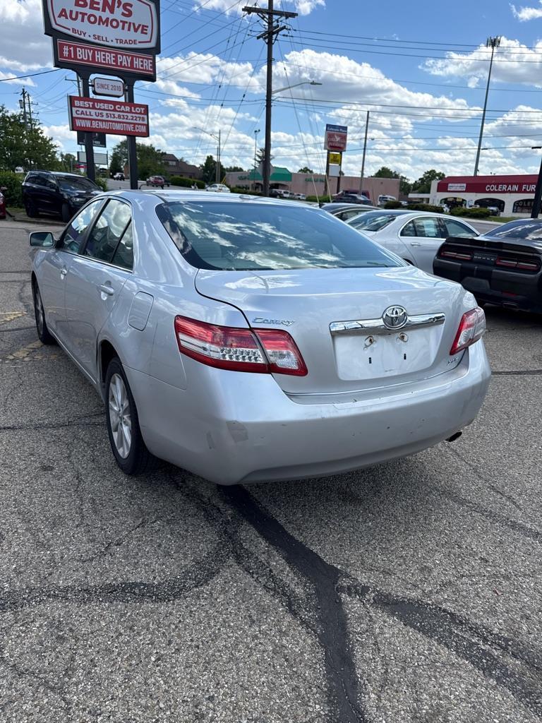 Toyota Camry SE 6-Spd MT 2010