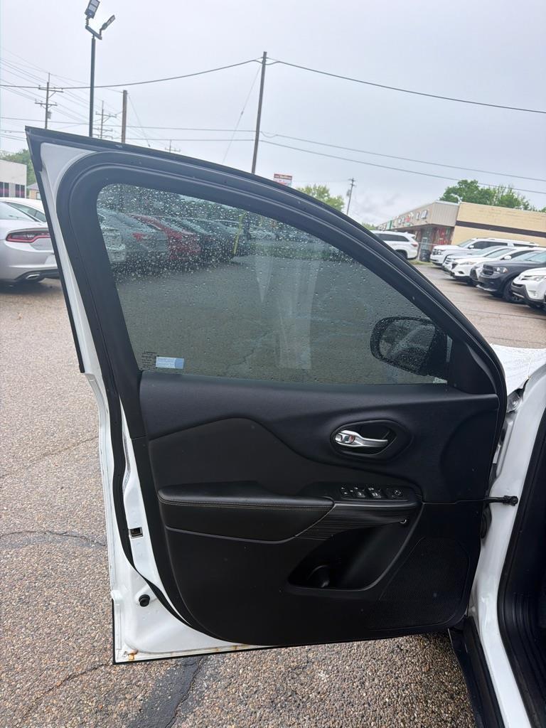 Jeep Cherokee Latitude 4WD 2016