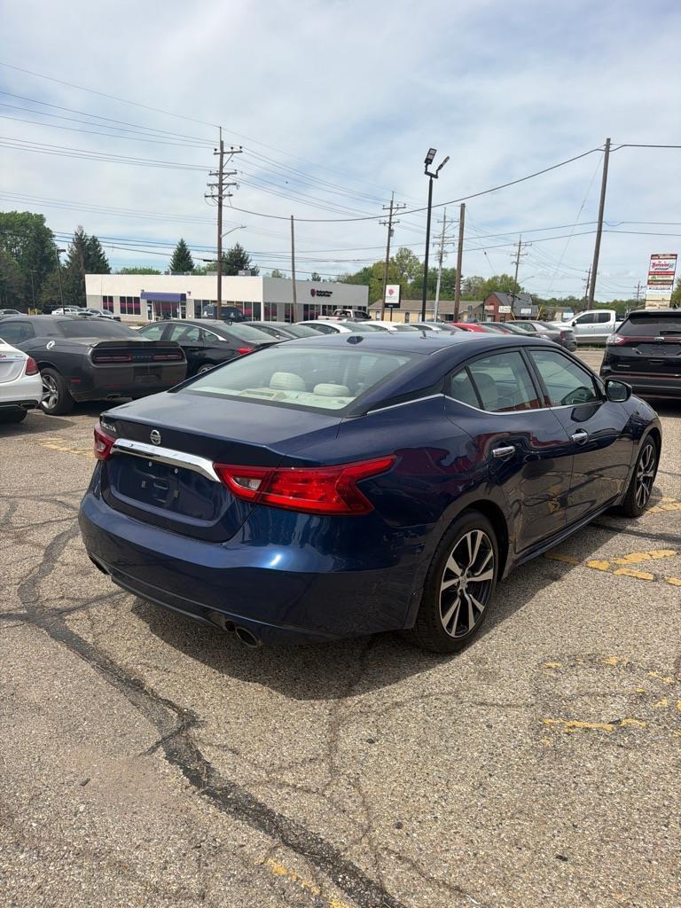 Nissan Maxima 3.5 S 2016