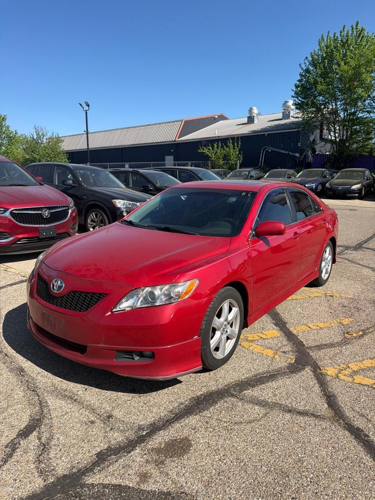 Toyota Camry SE 5-Spd AT 2009