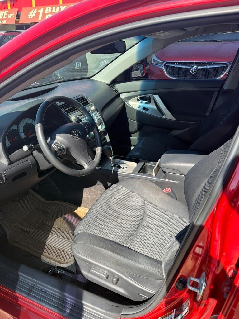 Toyota Camry SE 5-Spd AT 2009