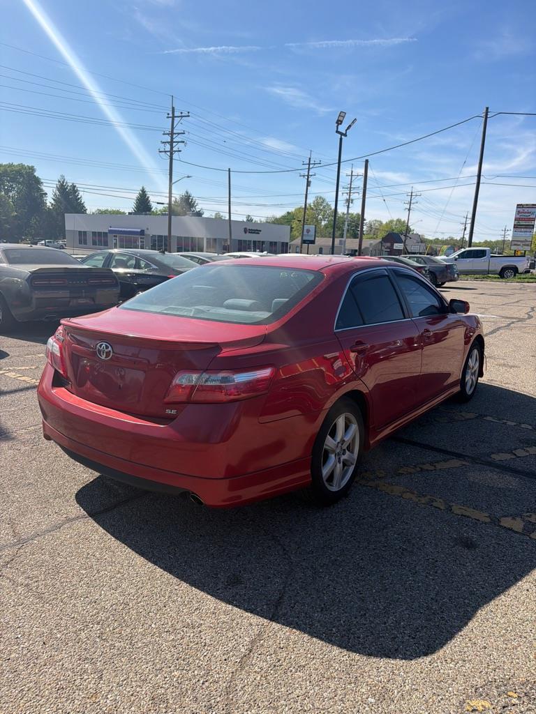 Toyota Camry SE 5-Spd AT 2009