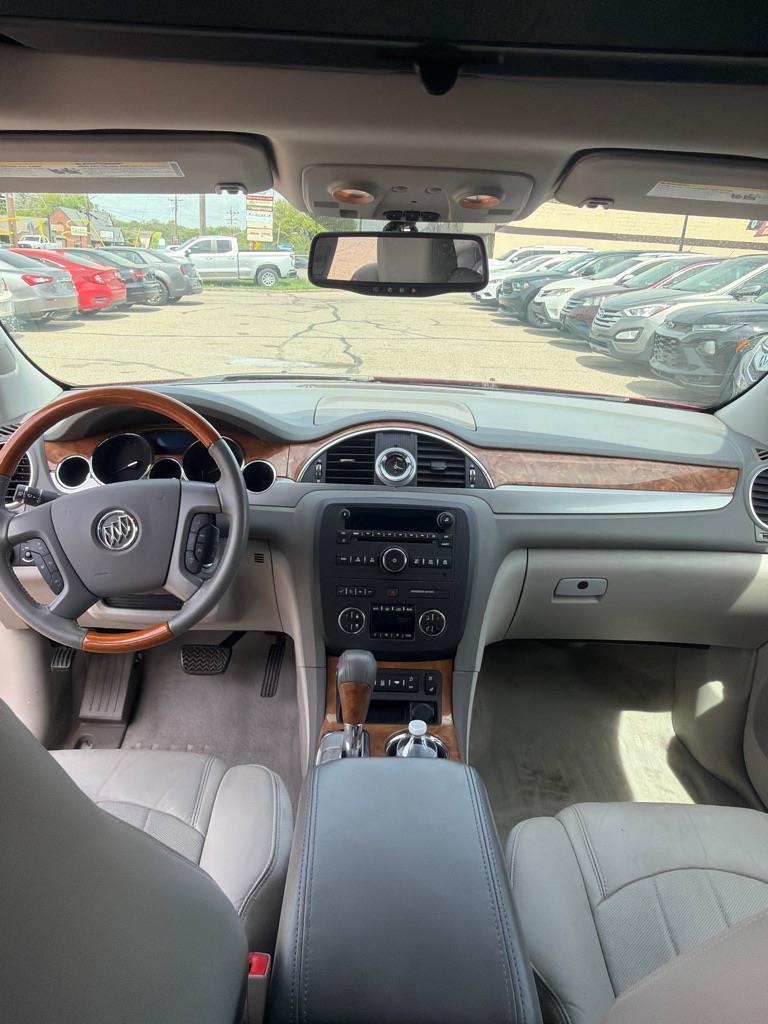 Buick Enclave Premium FWD 2012