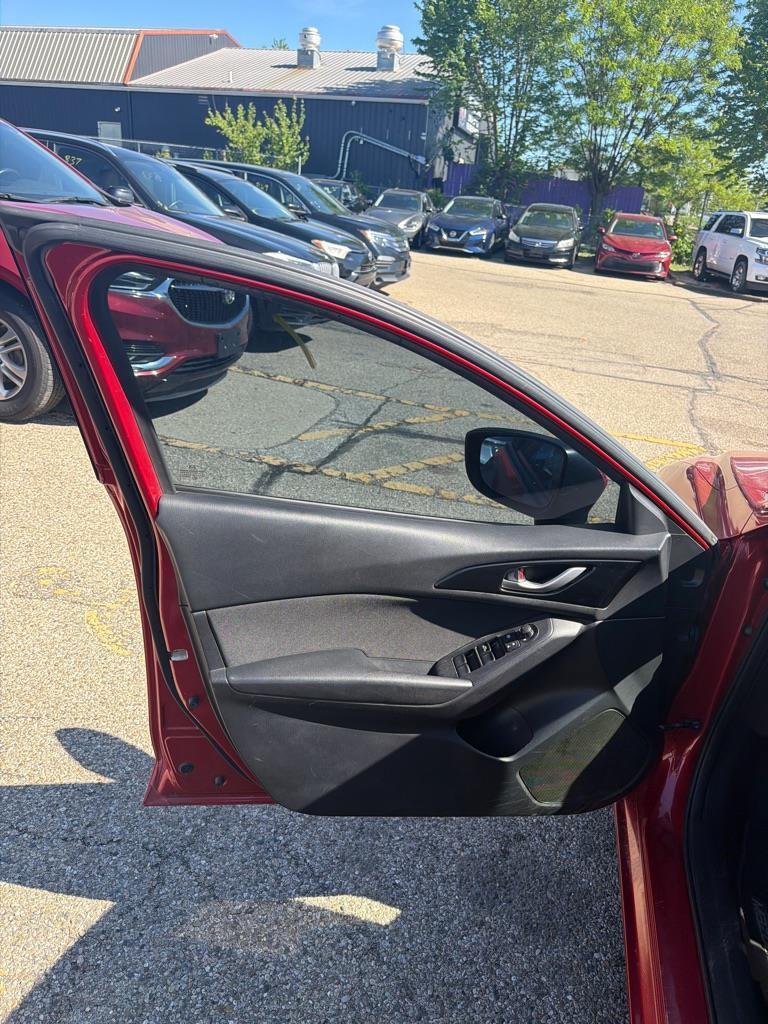 Mazda MAZDA3 i Sport AT 4-Door 2014