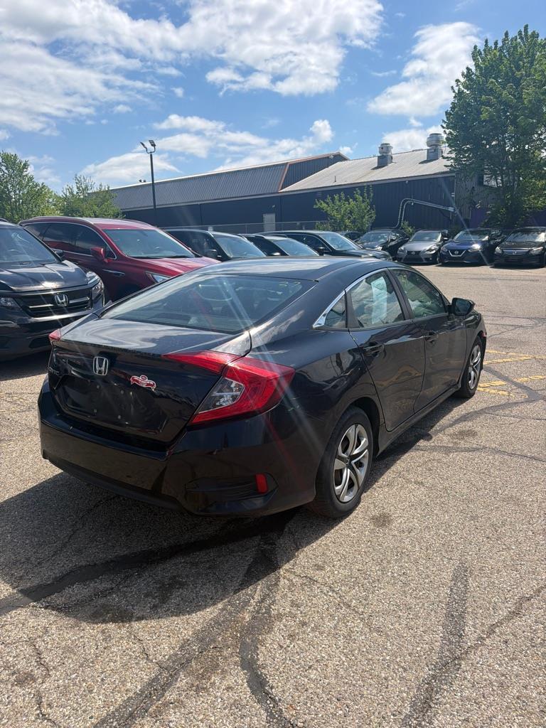 Honda Civic LX Sedan CVT 2017