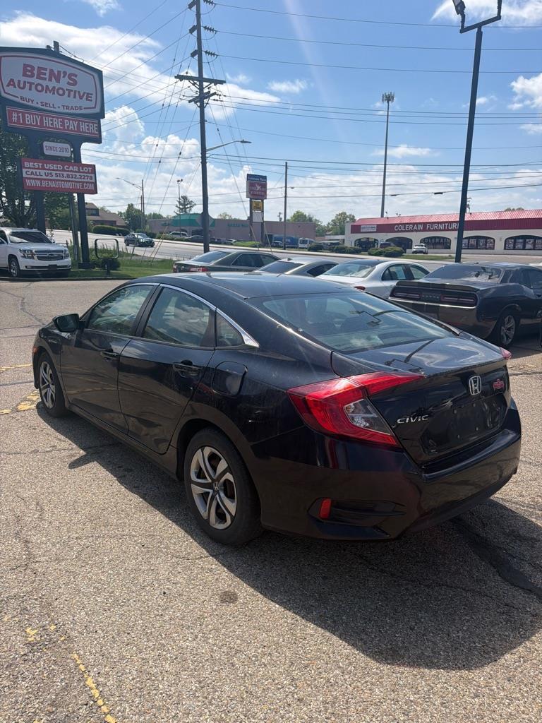 Honda Civic LX Sedan CVT 2017