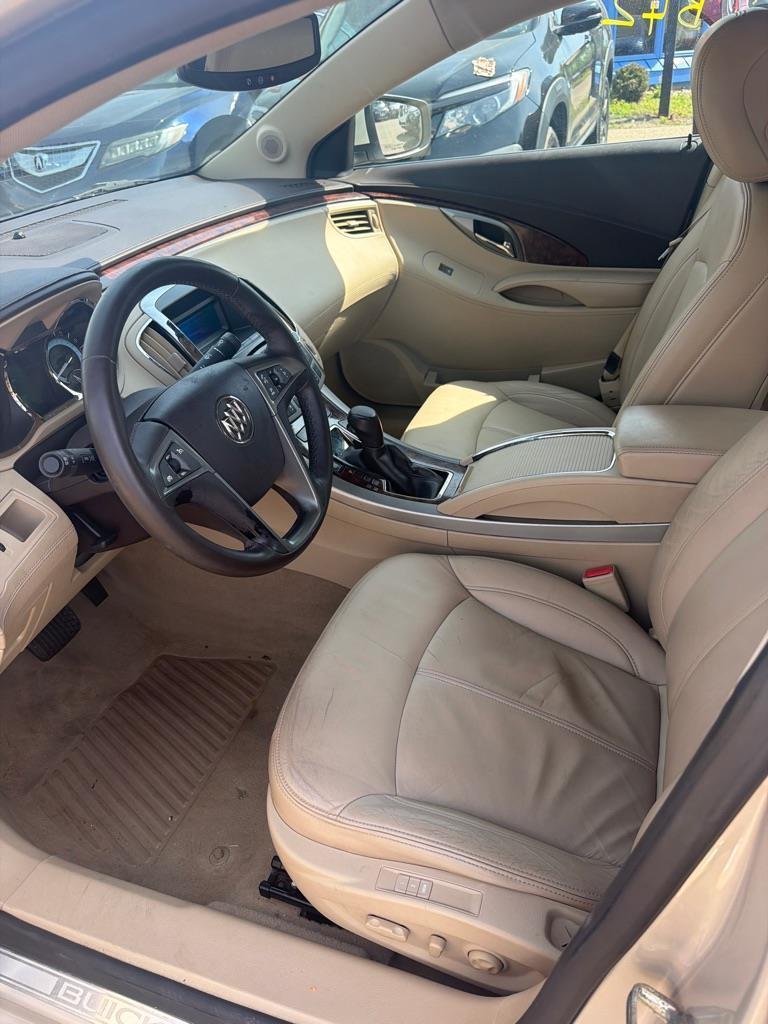 Buick LaCrosse CXL FWD 2010