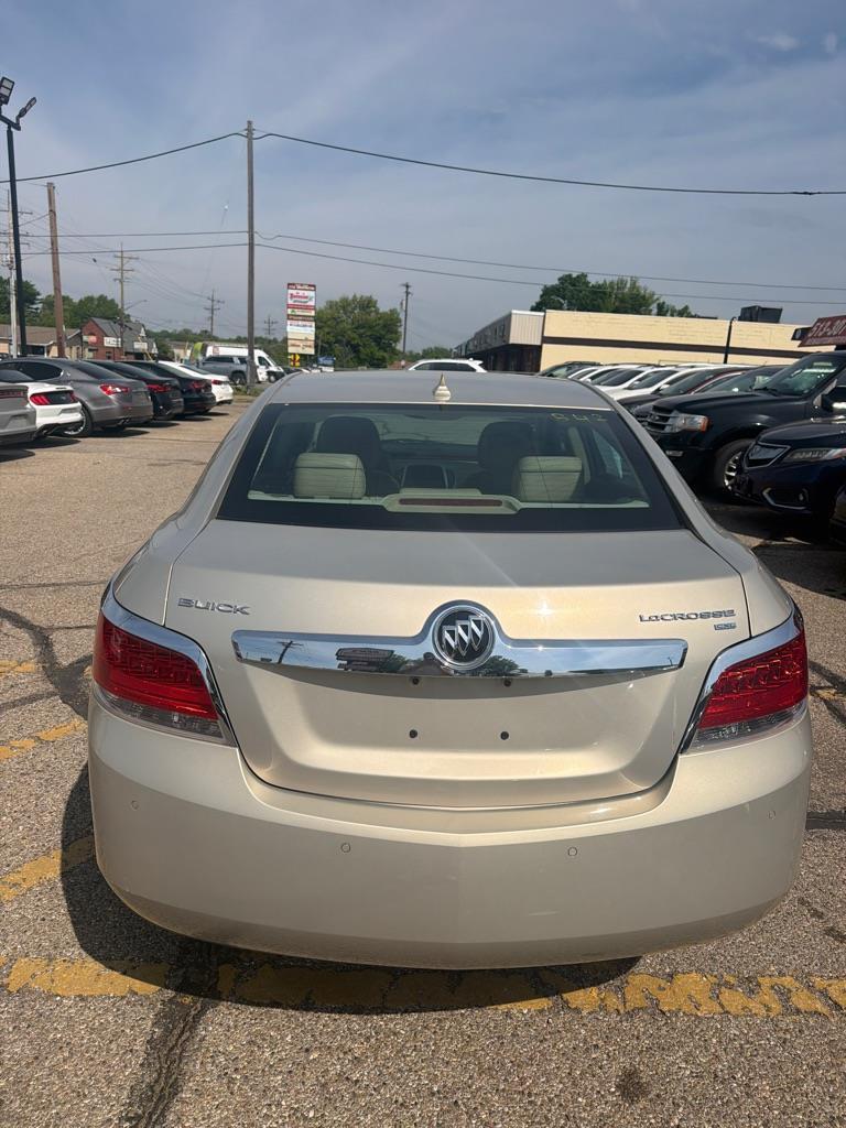 Buick LaCrosse CXL FWD 2010