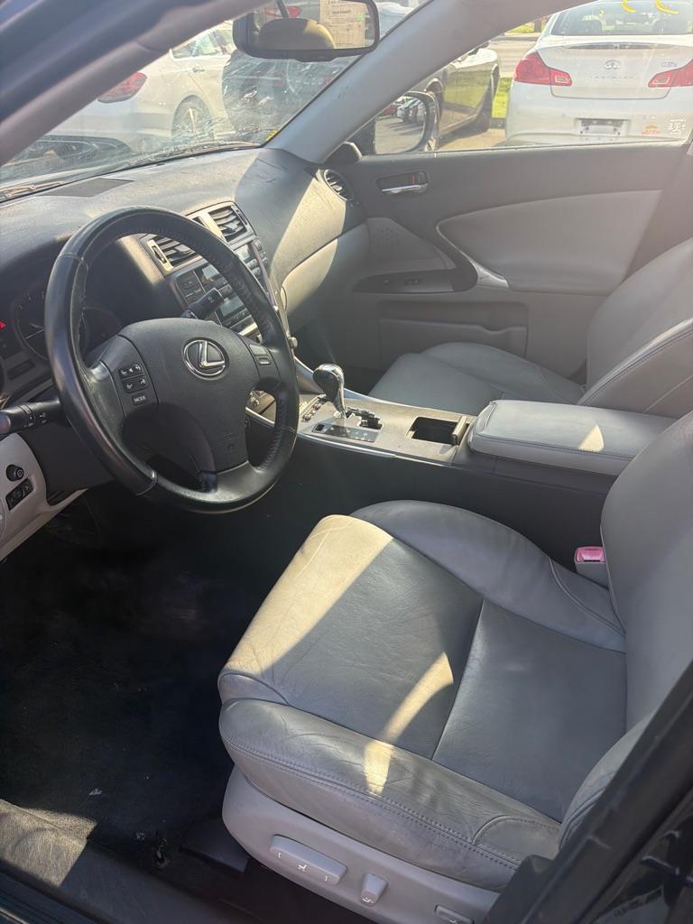 Lexus IS IS 250 AWD 6-Speed Sequential 2008