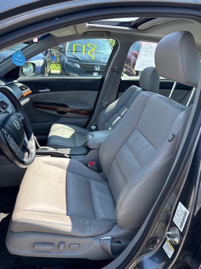 Honda Accord EX-L V6 Sedan AT 2012