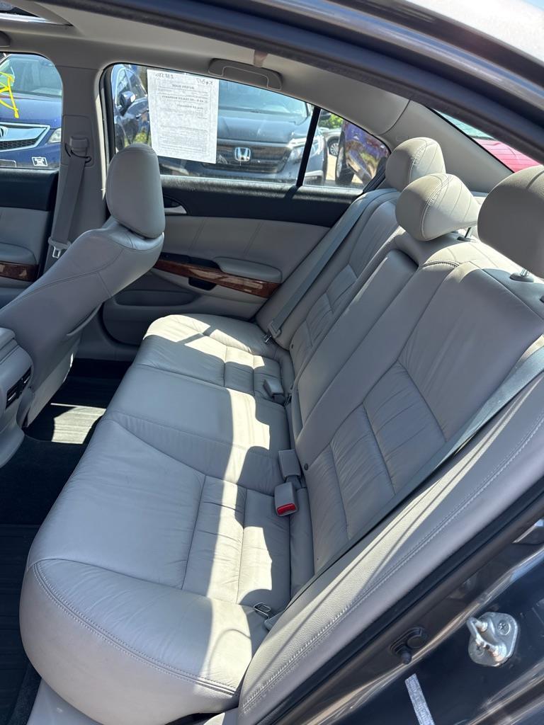 Honda Accord EX-L V6 Sedan AT 2012