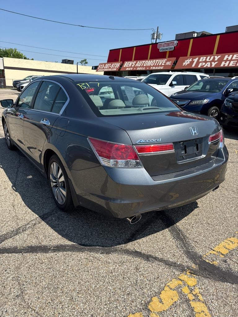 Honda Accord EX-L V6 Sedan AT 2012
