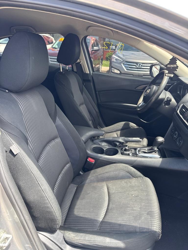 Mazda MAZDA3 i Sport AT 4-Door 2016