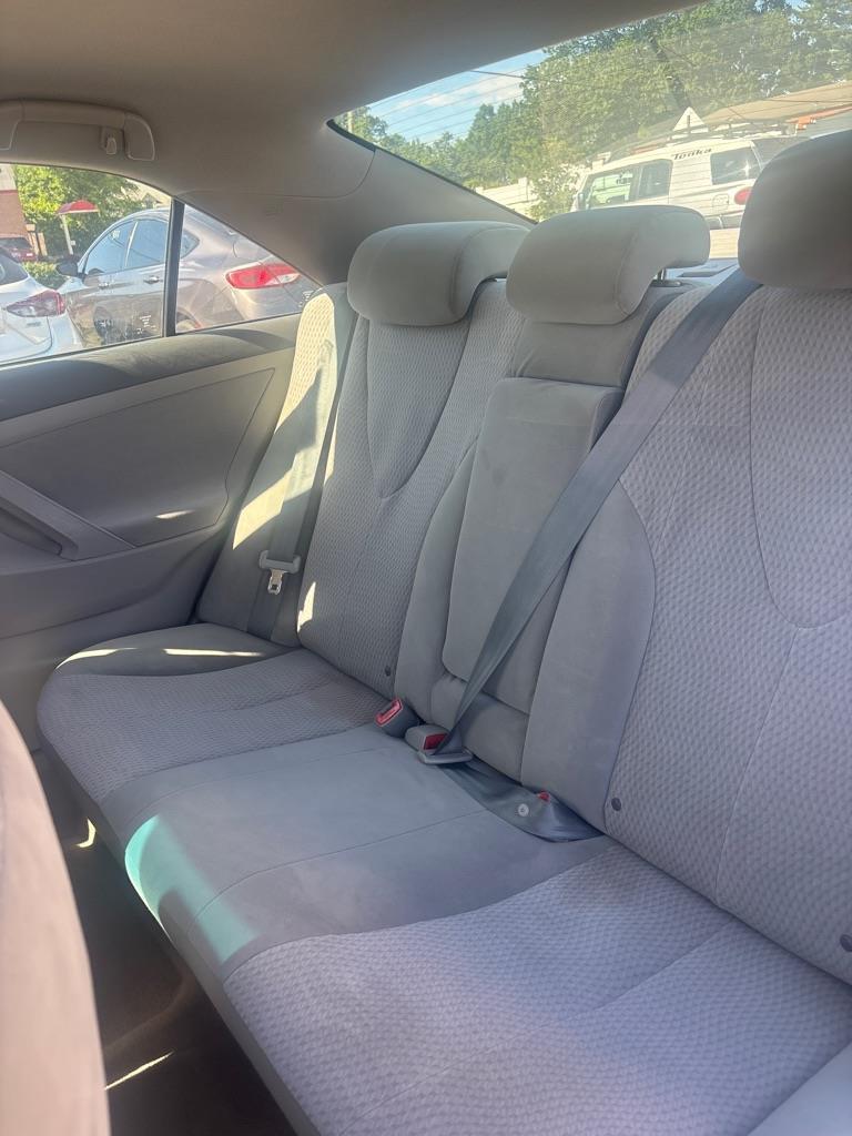 Toyota Camry SE 6-Spd MT 2010