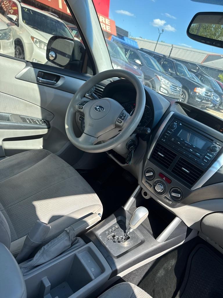 Subaru Forester 2.5X Premium 2011