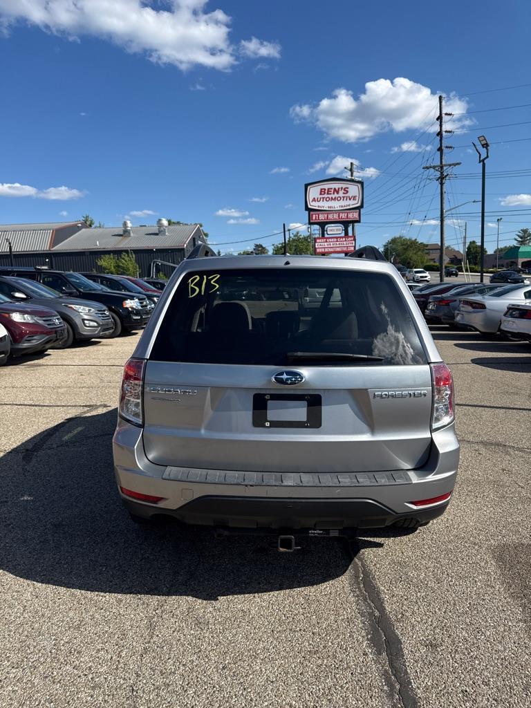 Subaru Forester 2.5X Premium 2011