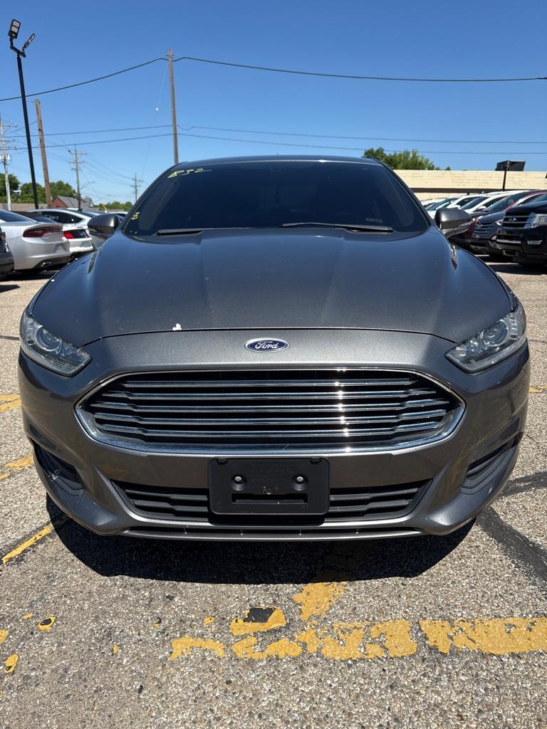 Ford Fusion SE 2013