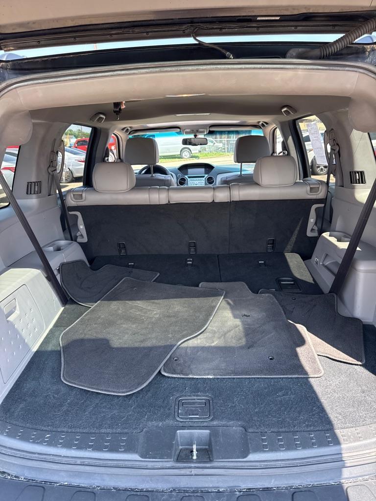 Honda Pilot EX-L 4WD 5-Spd AT with Navigation 2011