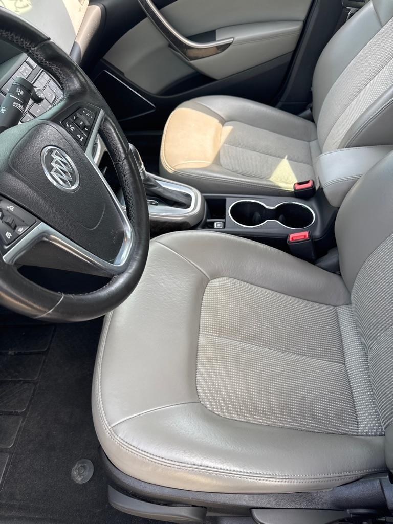Buick Verano Base 2014