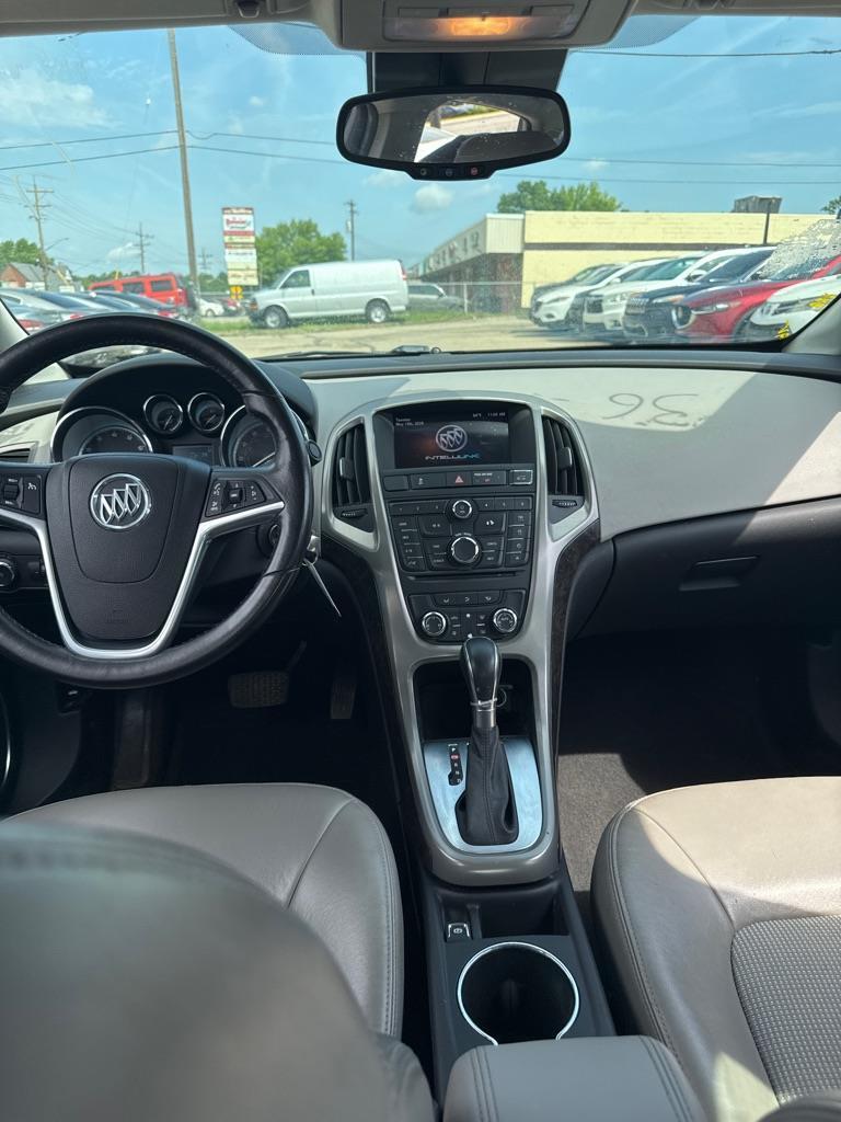 Buick Verano Base 2014