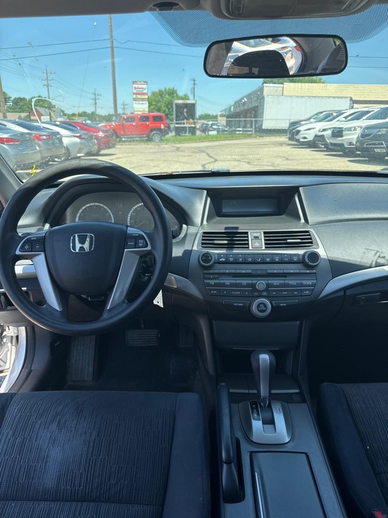 Honda Accord LX-P Sedan AT 2012