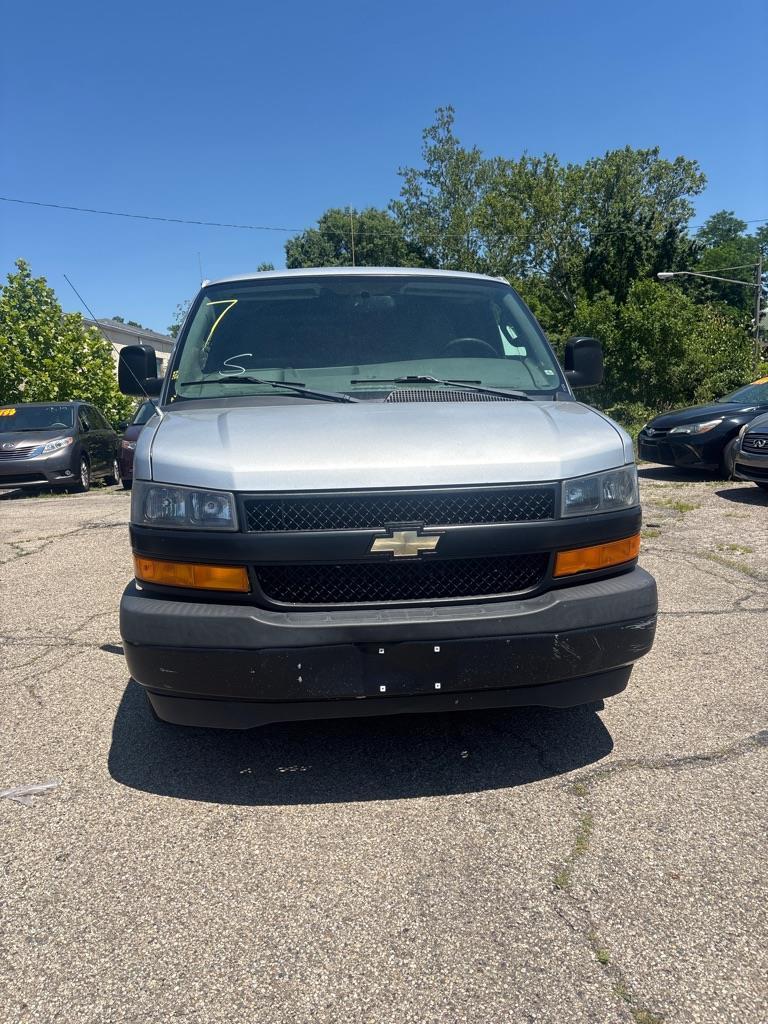 2019 Chevrolet Express 2500 Work Van HD's photo