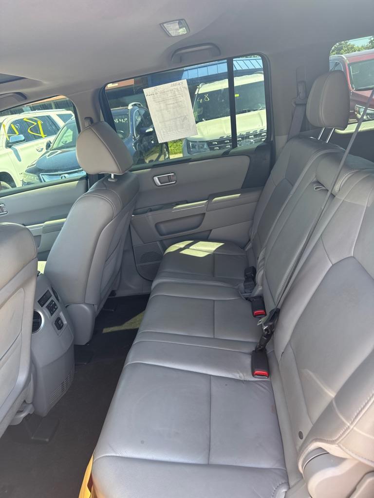 Honda Pilot EX-L 4WD 5-Spd AT 2012