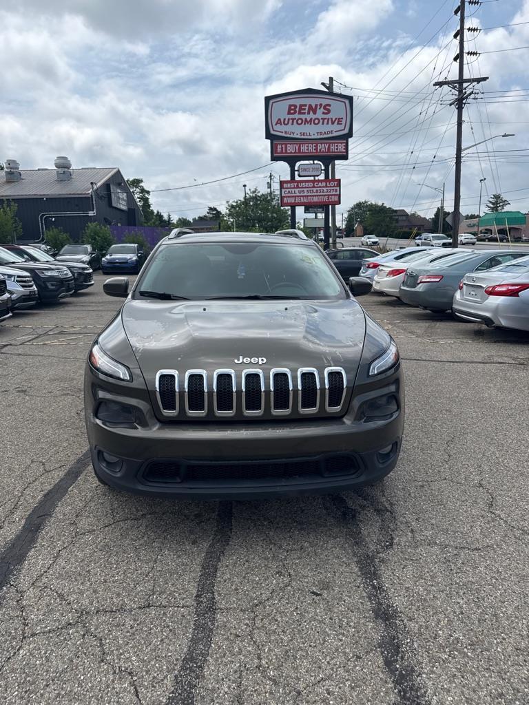 Jeep Cherokee Latitude 4WD 2014