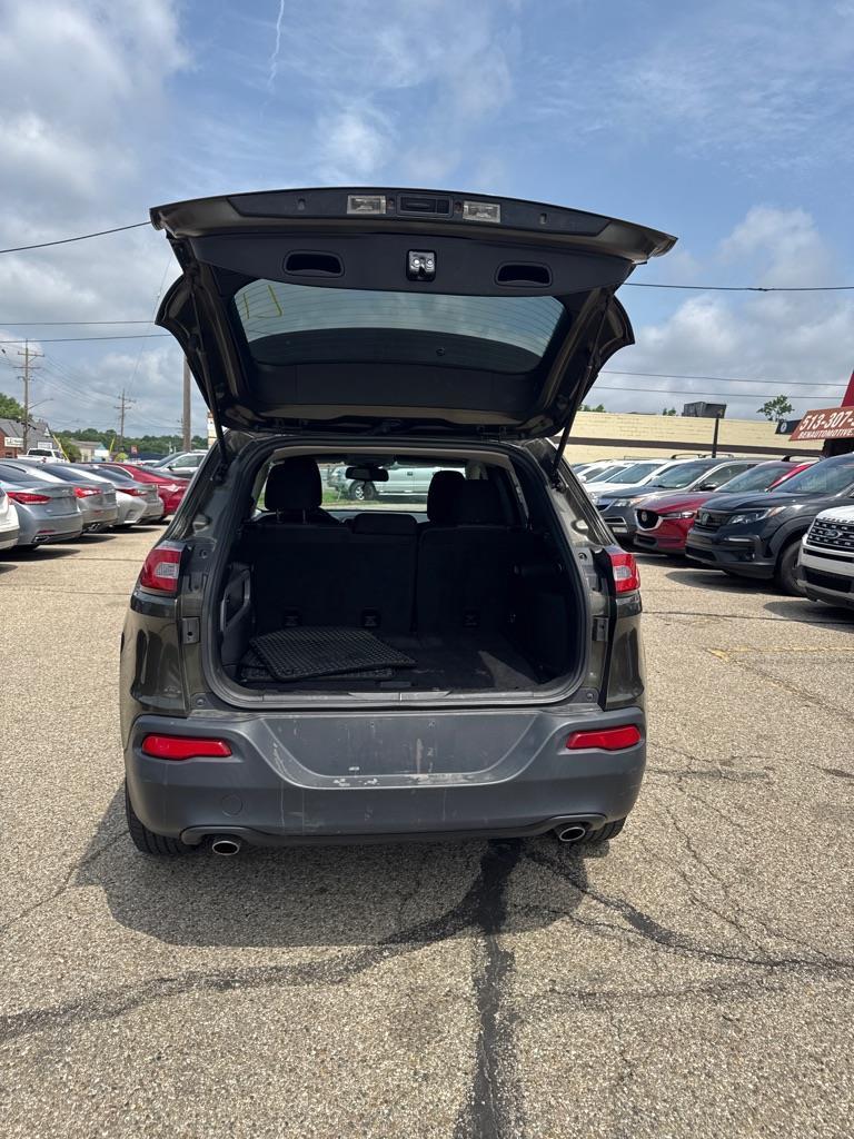 Jeep Cherokee Latitude 4WD 2014