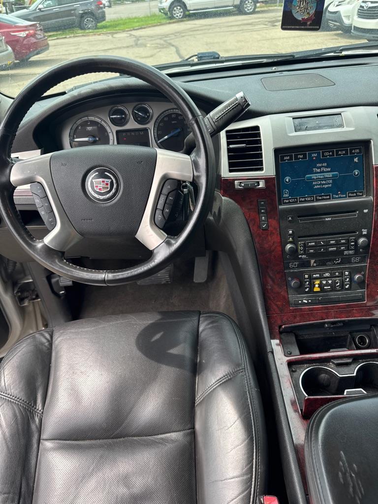 Cadillac Escalade AWD 2009