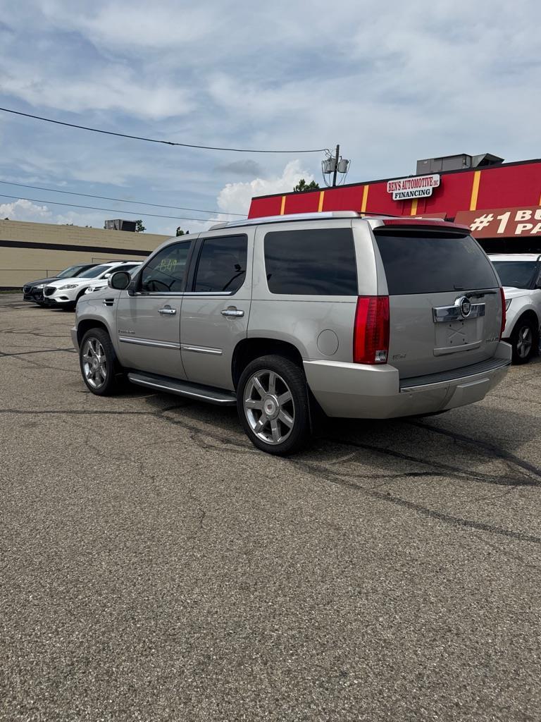 Cadillac Escalade AWD 2009