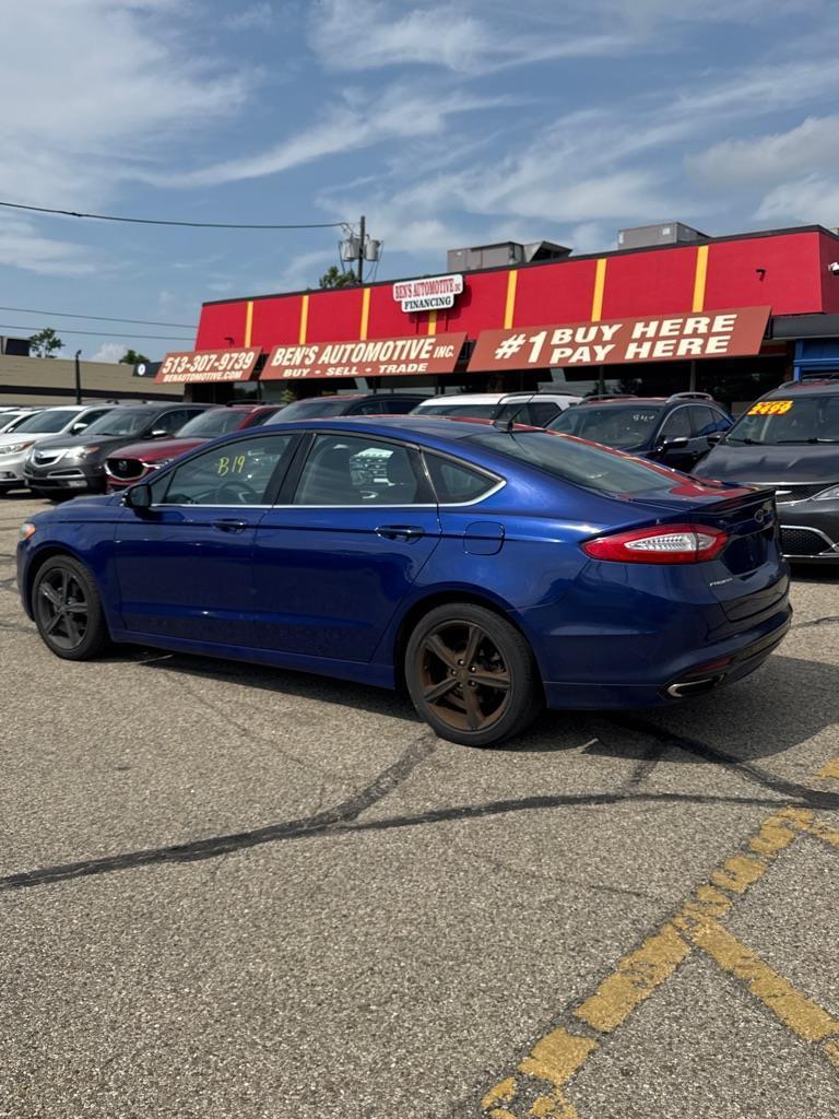 Ford Fusion SE 2016