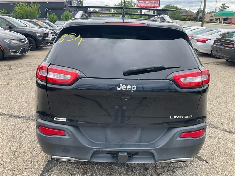 Jeep Cherokee Limited FWD 2015