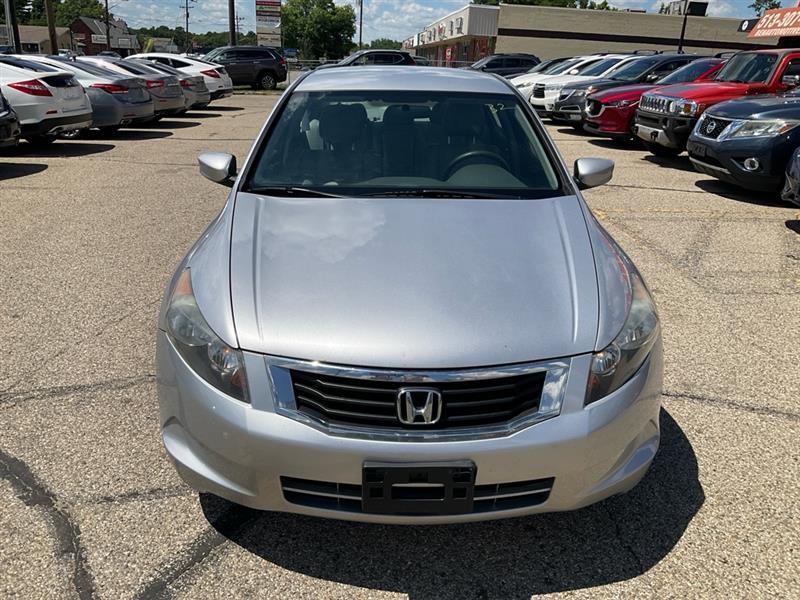 Honda Accord LX sedan AT 2010