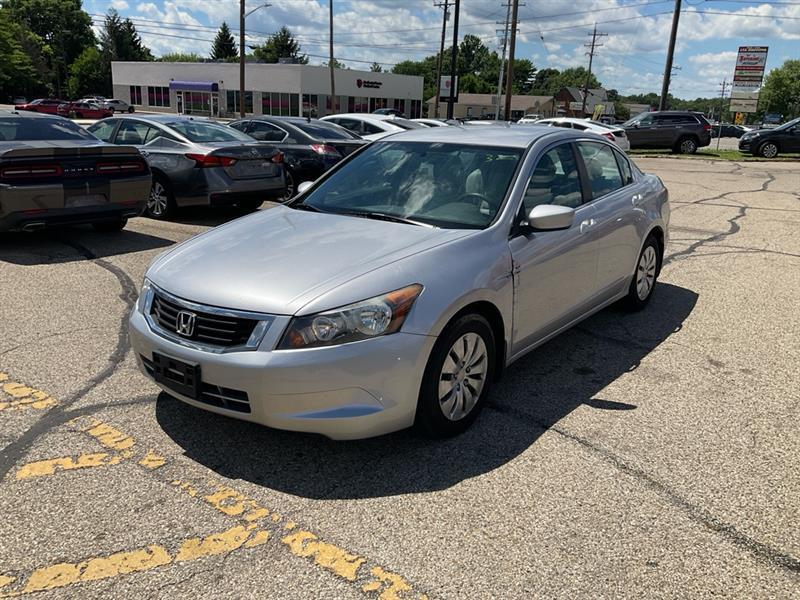 Honda Accord LX sedan AT 2010