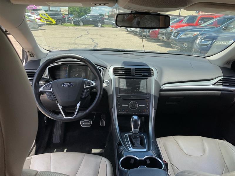 Ford Fusion Titanium 2016