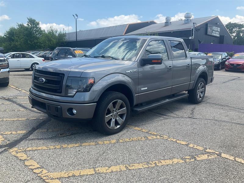 Ford F-150 XL SuperCrew 5.5-ft. Bed 4WD 2014