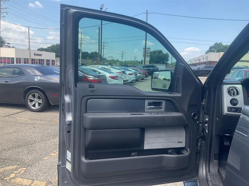 Ford F-150 XL SuperCrew 5.5-ft. Bed 4WD 2014