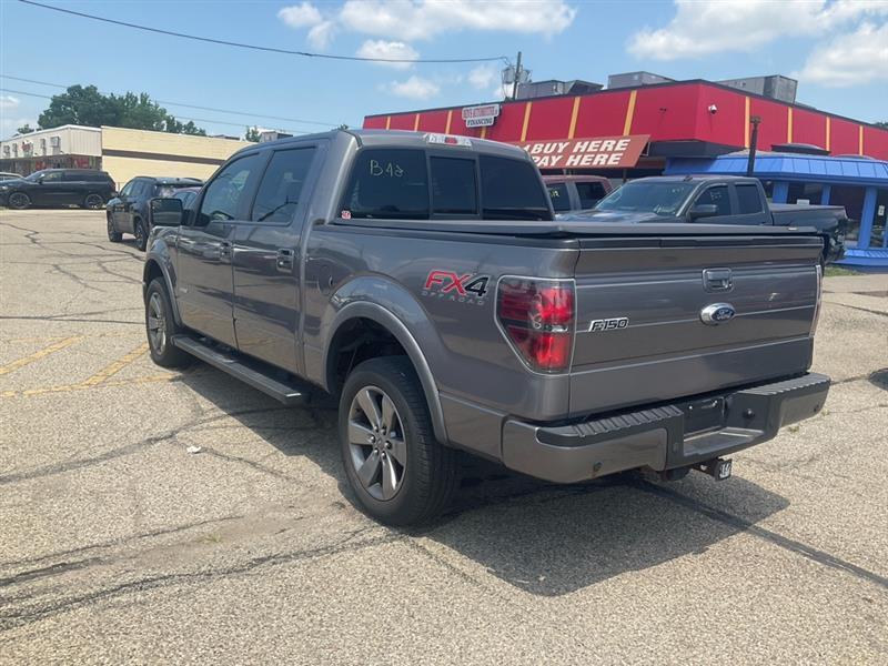 Ford F-150 XL SuperCrew 5.5-ft. Bed 4WD 2014