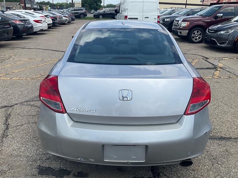 Honda Accord  2011