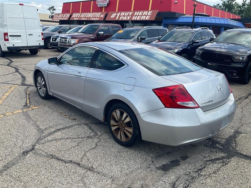 Honda Accord  2011