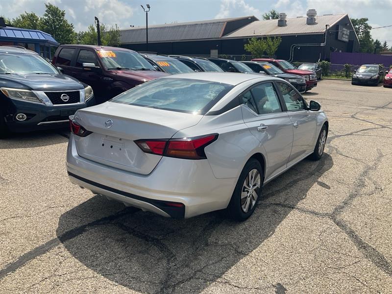 Nissan Altima 2.5 S 2021