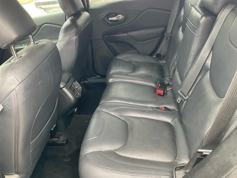 Jeep Cherokee Latitude FWD 2014
