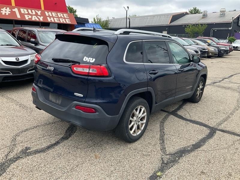 Jeep Cherokee Latitude FWD 2014