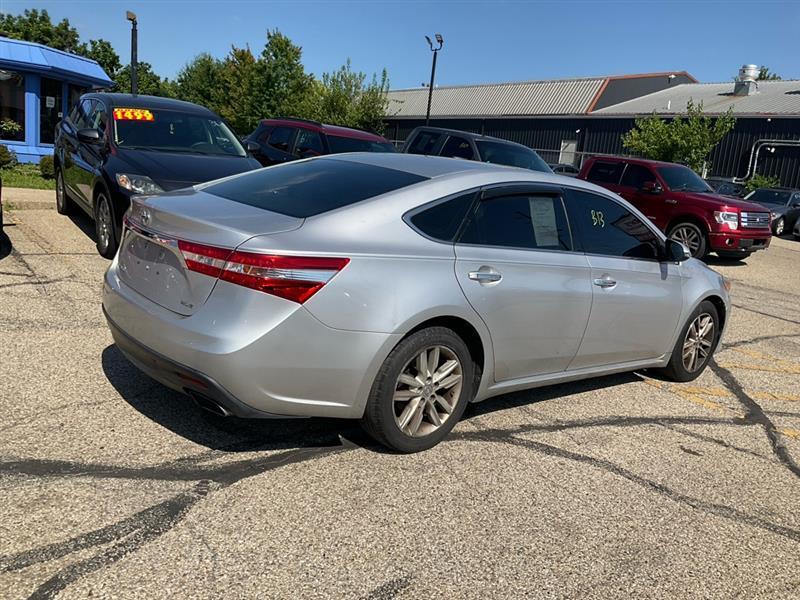 Toyota Avalon XLE 2013